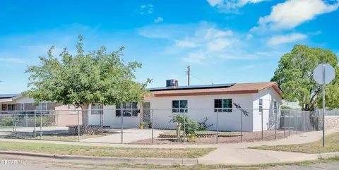 9200 Vicksburg Dr, El Paso, TX 79924