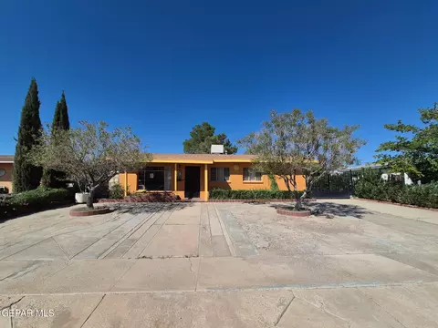 7421 Alpine Dr, El Paso, TX 79915