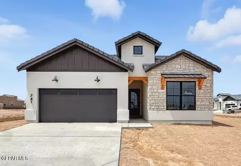 741 Paseo De La Reina St, El Paso, TX 79928