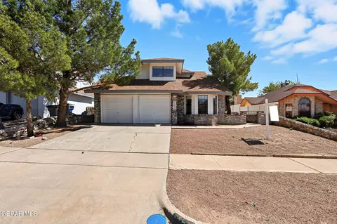 7200 Canyon Run Dr, El Paso, TX 79912
