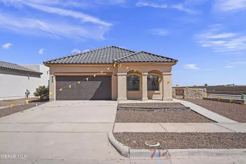 13833 Paseo Central Ave, El Paso, TX 79928