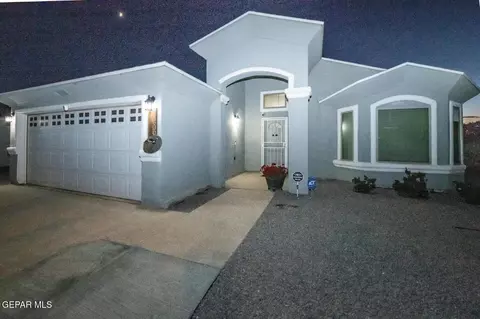 11600 Leonor Duran St, Socorro, TX 79927