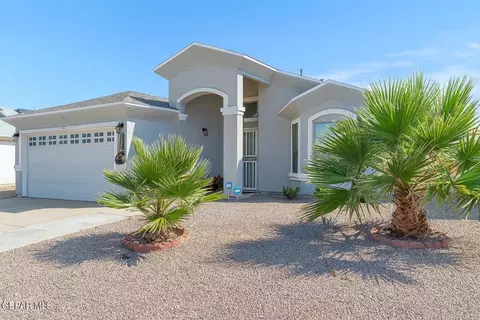 11600 Leonor Duran St, Socorro, TX 79927