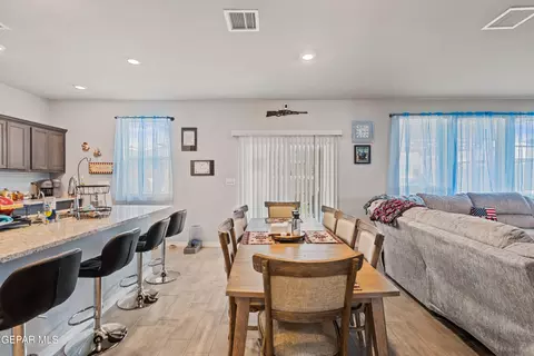 Dining - 6044 Hidden Passage Ave, El Paso, TX 79924 photo 2 of 2