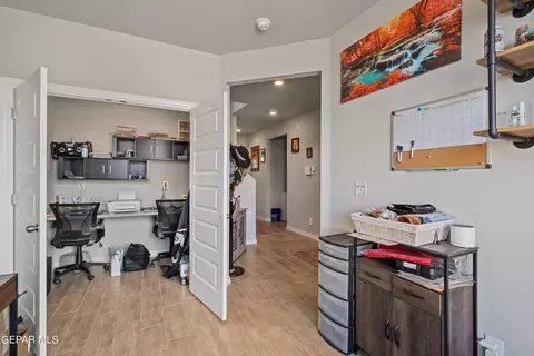 Entry Way - 6044 Hidden Passage Ave, El Paso, TX 79924 photo 2 of 6