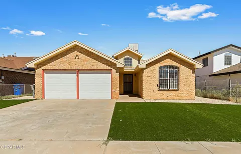 5301 Roger Maris Dr, El Paso, TX 79934