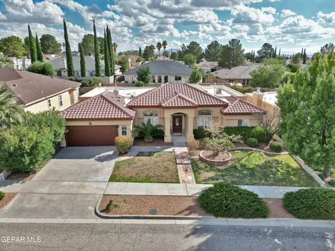 6712 Isla Del Rey Dr, El Paso, TX 79912