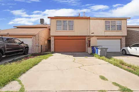 1901 Bobby Jones Dr B, El Paso, TX 79936