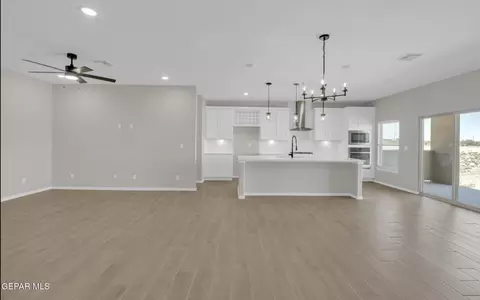 3744 Sight Pl, El Paso, TX 79938