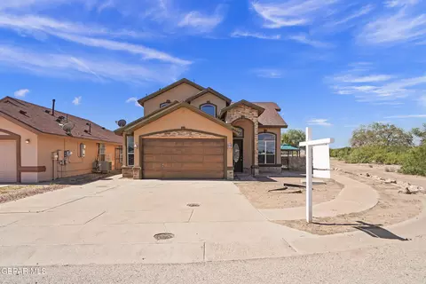 10400 Mackenzie Ann Pl, Socorro, TX 79927