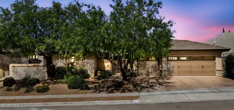 6333 Franklin Trail Dr, El Paso, TX 79912