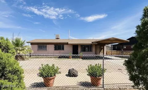 10364 Windsor Dr, El Paso, TX 79924