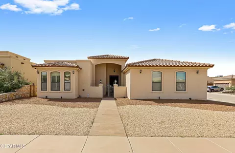 120 Apache Brass Cir, Santa Teresa, NM 88008
