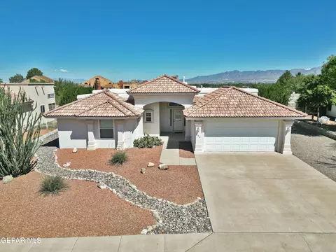 128 E Cloud Song, Santa Teresa, NM 88008