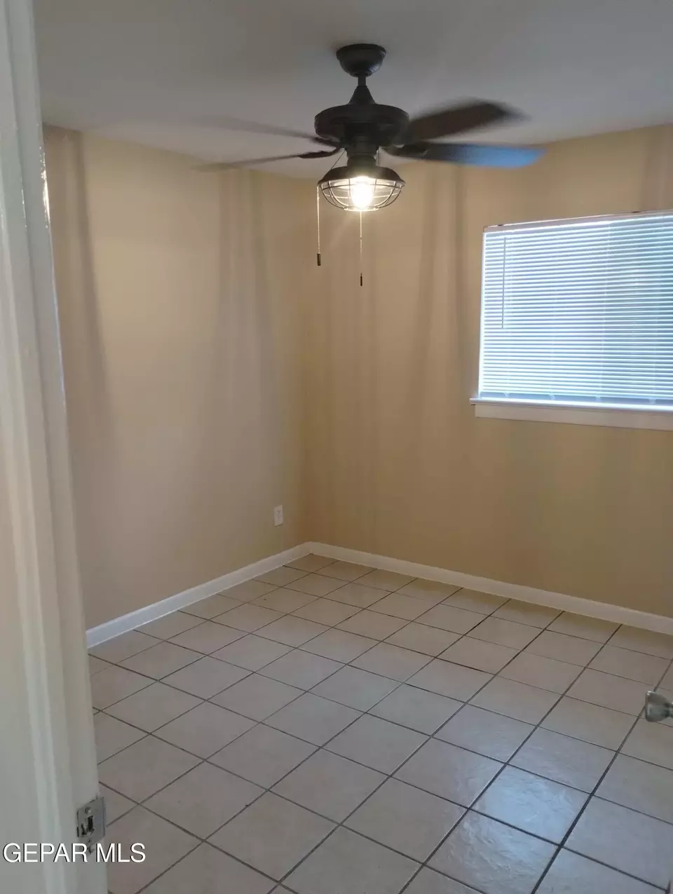 Other - 423 N Carolina Dr, El Paso, TX 79915 photo 7 of 7