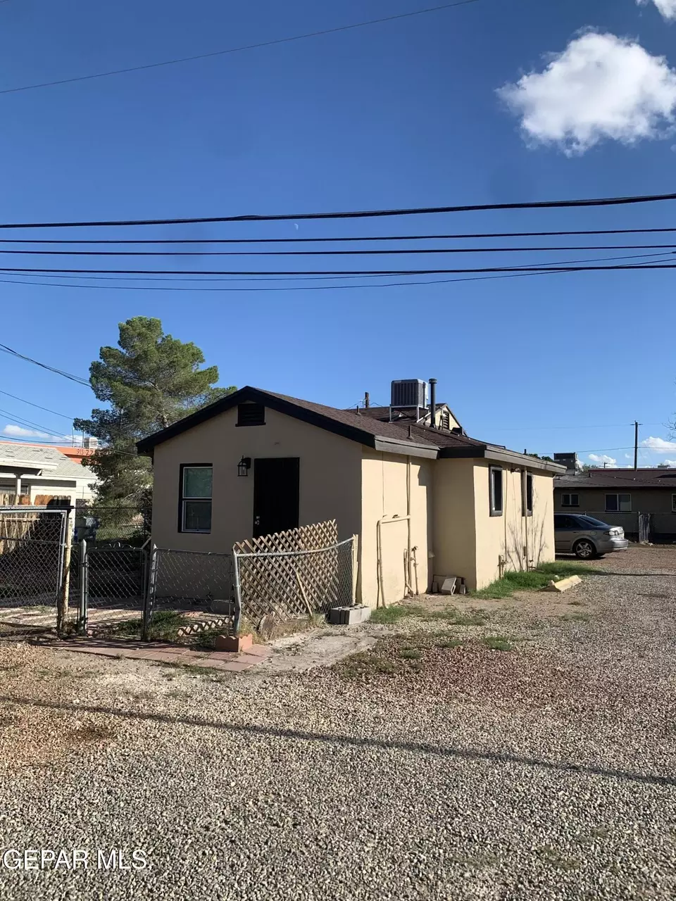 Other - 423 N Carolina Dr, El Paso, TX 79915 photo 3 of 7