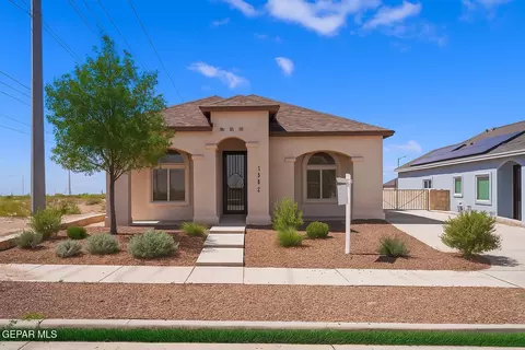 14392 Tobe Davis Dr, Horizon City, TX 79928