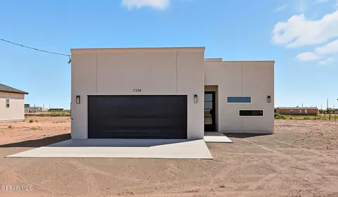 1336 Syrian Desert Dr, Chaparral, NM 88081
