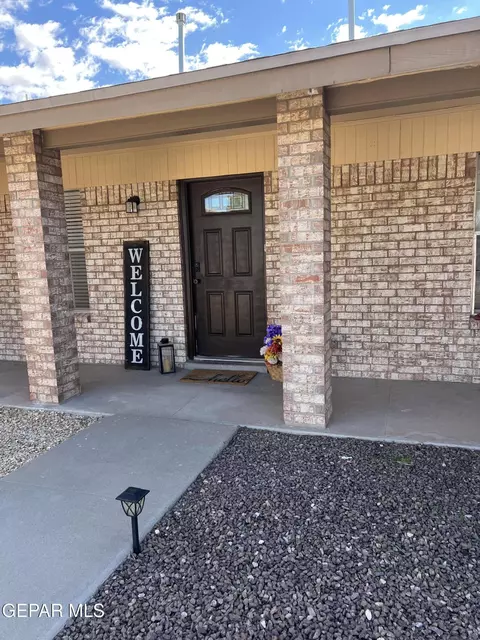 3124 Beachcomber Dr, El Paso, TX 79936
