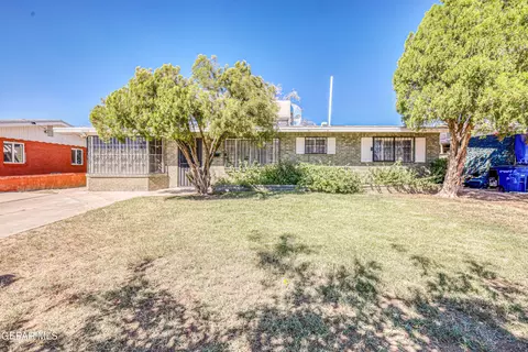 5319 Joe Herrera Dr, El Paso, TX 79924