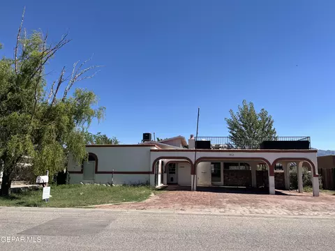 5862 Oleaster Dr, El Paso, TX 79932