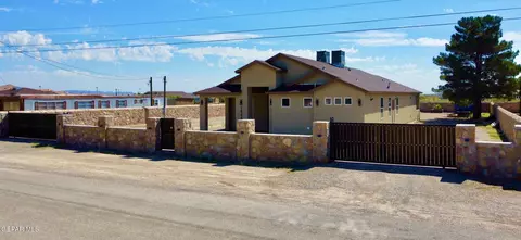 15048 Rancho Del Sur Dr, El Paso, TX 79938