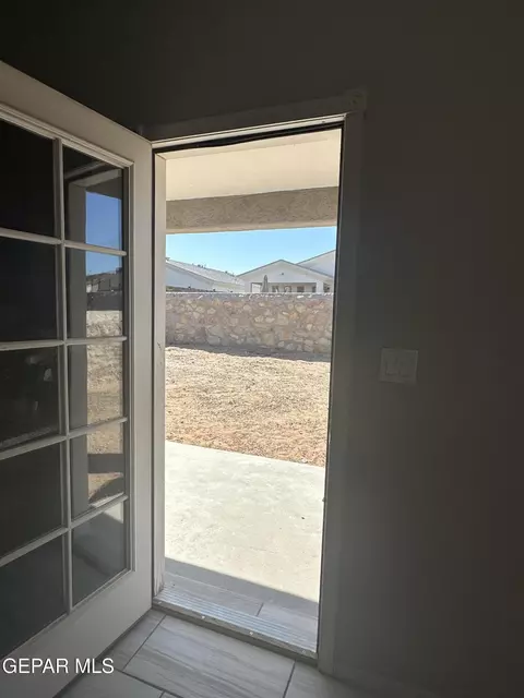 Entry Way - 15028 Method Ave, El Paso, TX 79938 photo 8 of 8