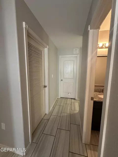 Entry Way - 15028 Method Ave, El Paso, TX 79938 photo 3 of 8