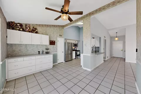 Entry Way - 7212 Orizaba Ave, El Paso, TX 79912 photo 1 of 1