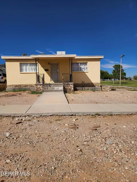 3015 Mckinley Ave, El Paso, TX 79930