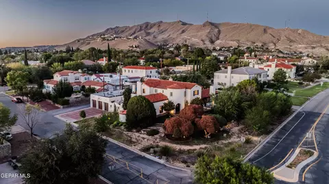701 Rim Rd, El Paso, TX 79902
