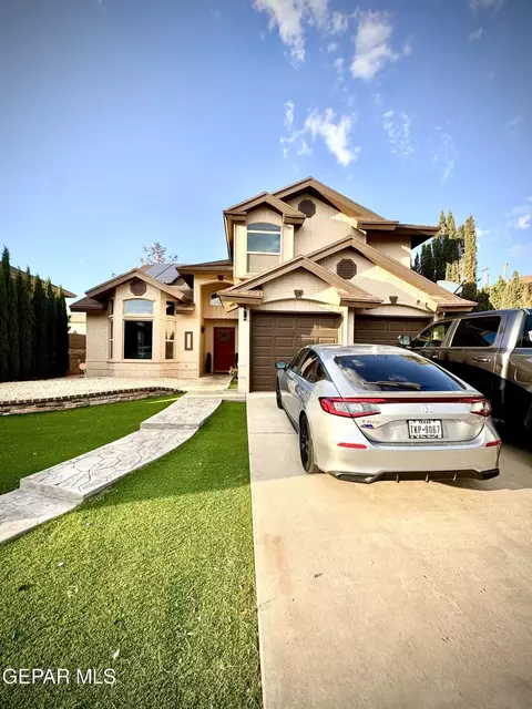 12257 Bob Heasley Dr, El Paso, TX 79938