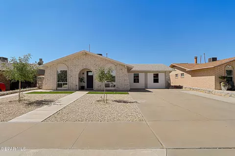 11276 Skipper Dr, El Paso, TX 79936
