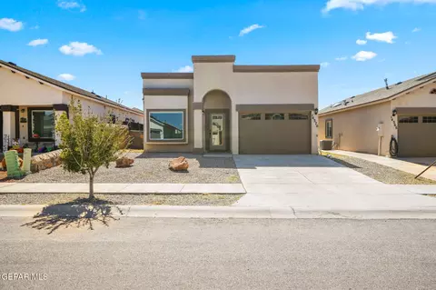 14370 Aria Lopez Dr, El Paso, TX 79938