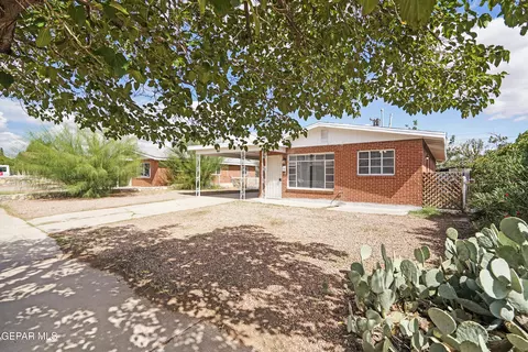 9148 Mount Etna Dr, El Paso, TX 79924