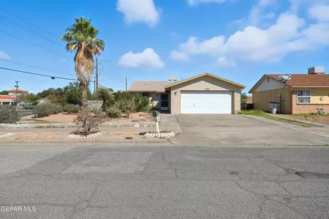 11401 Molly Marie Ct, El Paso, TX 79936