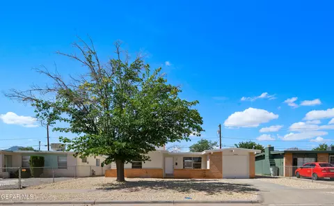 10529 Champlain St, El Paso, TX 79924