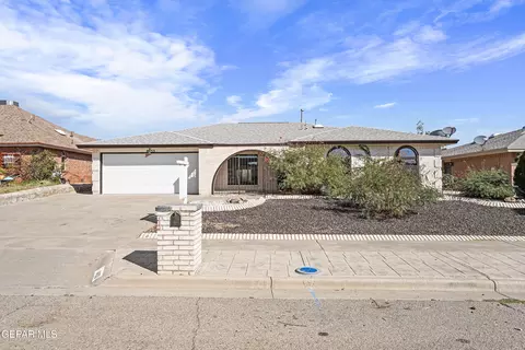 4453 Gen Maloney Cir, El Paso, TX 79924