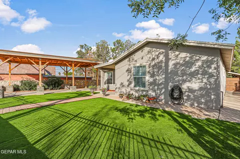 159 Gibbs St, El Paso, TX 79907