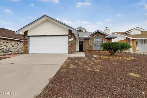 6909 Canyon Run Dr, El Paso, TX 79912