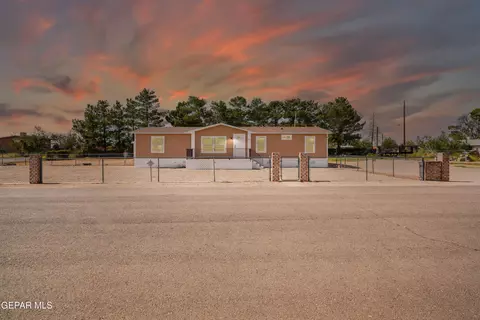 4011 Tiffany Ct, El Paso, TX 79938