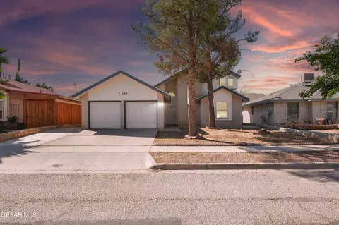 11364 Crater Lake Ave, El Paso, TX 79936