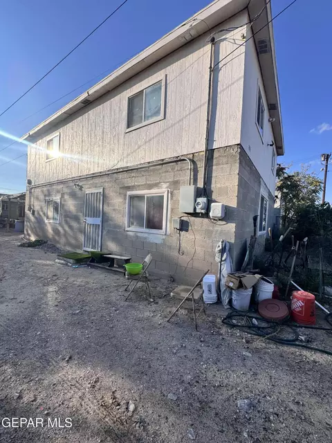 7045 1st St, Canutillo, TX 79835
