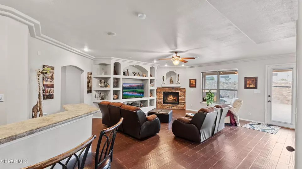 Living - 12000 Stansbury Dr, El Paso, TX 79928 photo 1 of 3