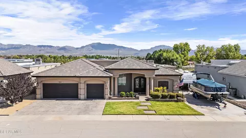 940 Aztec Dove Ln, El Paso, TX 79932