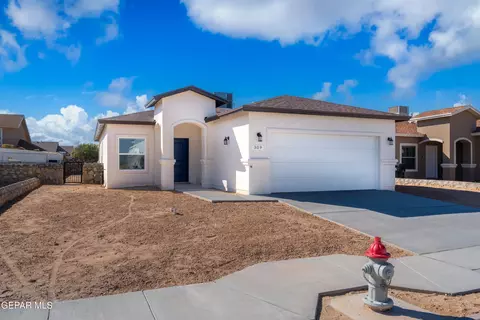309 Sand Gate Dr, Horizon City, TX 79928