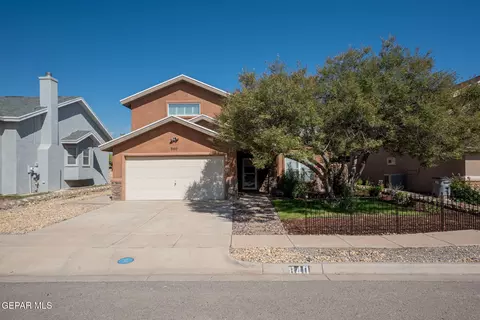 840 Sun City Park Ct, El Paso, TX 79932