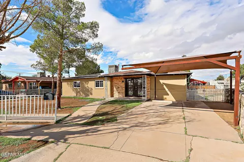 443 Cadwallader Dr, El Paso, TX 79915