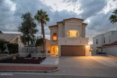 1209 Coyote Ln, El Paso, TX 79912