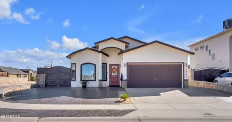 14572 Christian Castle Ave, El Paso, TX 79938